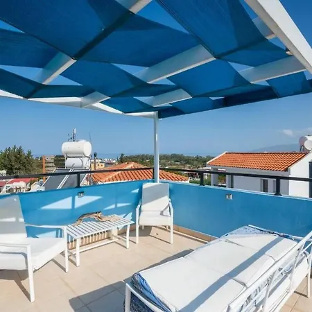 With Pool And Terrace * Polis