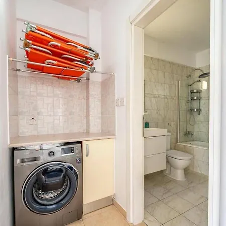 Apartament With Pool And Terrace
